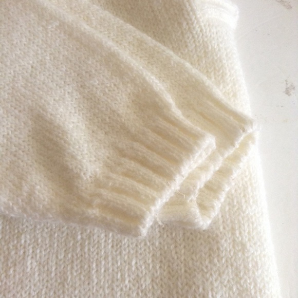 Diane Von Furstenberg Ivory Vintage Sweater, Winter, Warm, Pullover - Picture 3 of 6